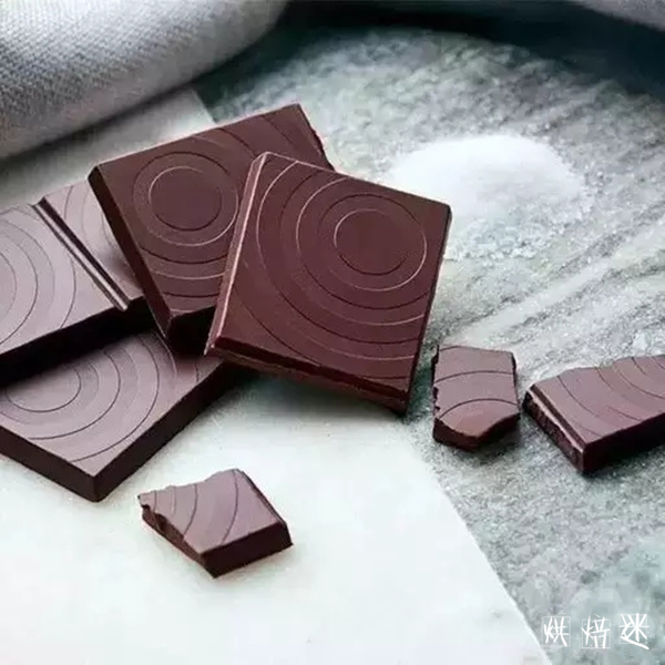 完美的巧克力甜品，裱花师不能不掌握调温！ 6.jpg